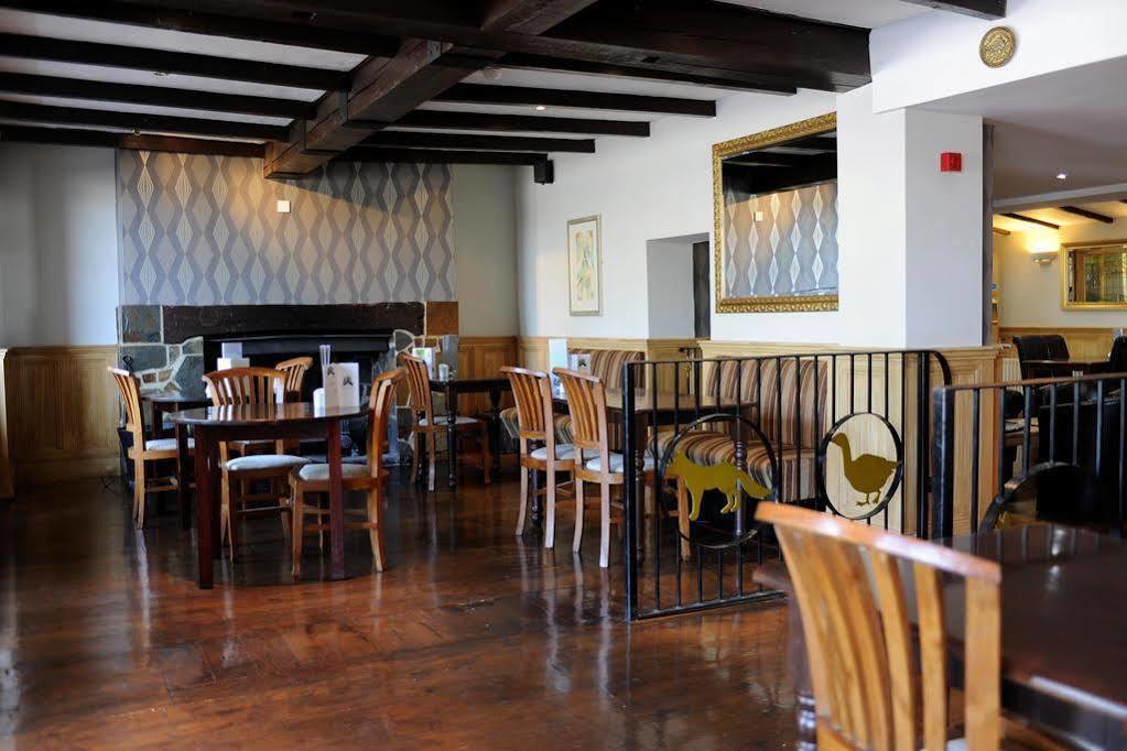Fox And Goose Inn Brent Knoll Eksteriør billede